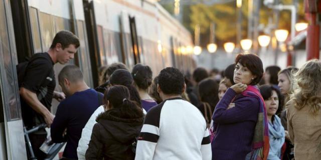 La Comunidad apoya la entrada de Robledo, Zarzalejo y Santa María en la red de Cercanías