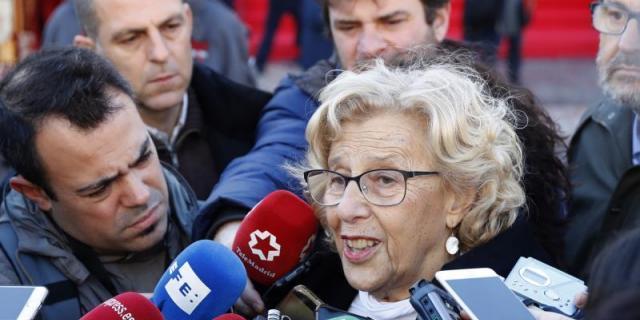 Carmena marca distancias con Iglesias y se desvincula de la crisis de Podemos