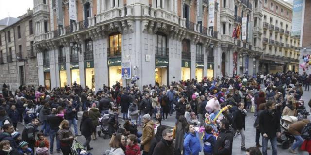 La campaña de navidad generará unos 156.000 contratos en Madrid