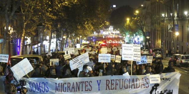 Un centenar de inmigrantes irregulares han pedido la tarjeta de vecindad en el distrito Centro