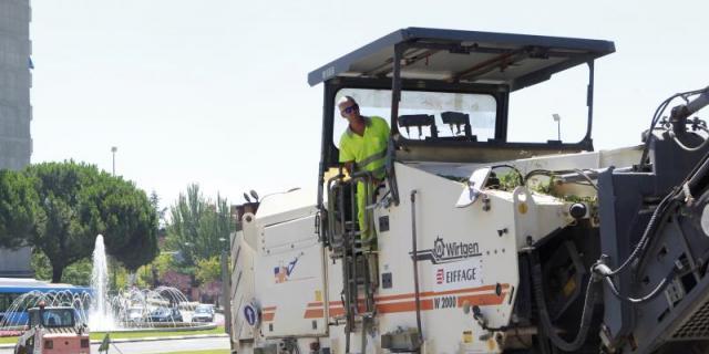Las Rozas realiza obras de asfaltado y mejora en la principal arteria local