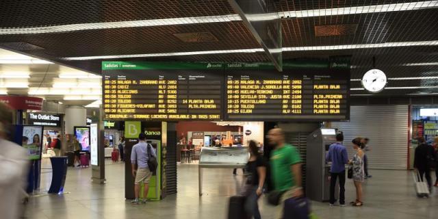 Renfe acuerda el convenio colectivo con Semaf pero UGT y CGT mantiene la huelga