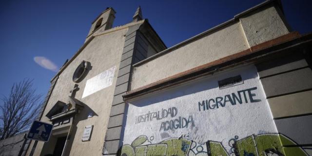 Una parroquia convertida en refugio para los solicitantes de asilo en Madrid