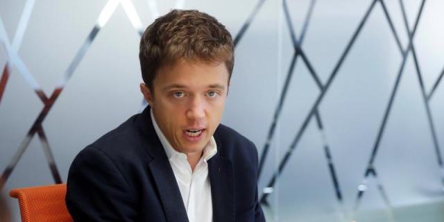 Podemos e IU anuncian un preacuerdo sobre la lista y Errejón lo niega