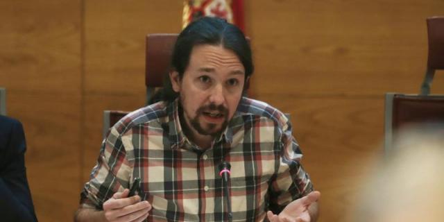 Iglesias asume negociar con Errejón tras la presión de los barones de Podemos