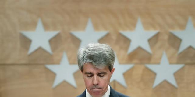Garrido dice que mejorará el reglamento del sector del taxi pero no legislará contra VTC