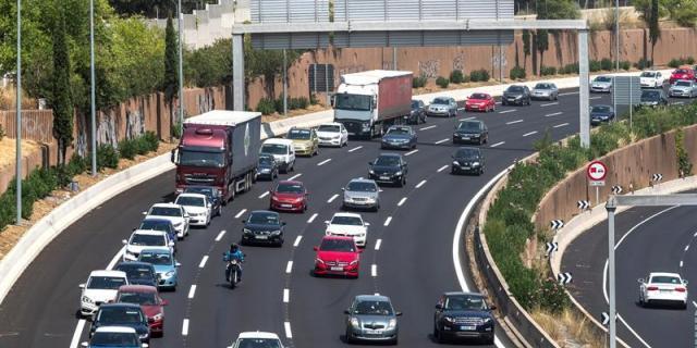 Un vídeo permite detener a dos personas por conducción temeraria en la M-40