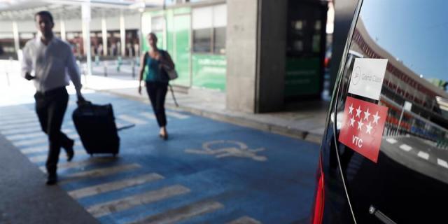 Facua pide que Uber y Cabify sea consideradas como "prestadores del servicio" y no "meras intermediarias"