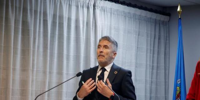 Marlaska: "Parece que alguien ganará algo si restos de Franco salen más tarde"