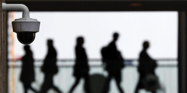 El Ayuntamiento espera licitar cámaras de vigilancia en Vallecas "en breves meses"