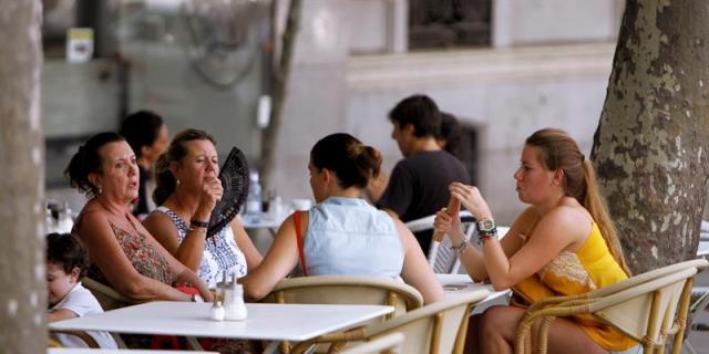 El Ayuntamiento de Madrid veta en el distrito Centro las 'falsas terrazas'