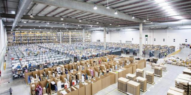 Amazon creó 3.200 empleos fijos en 2018 y triplicó su plantilla en España