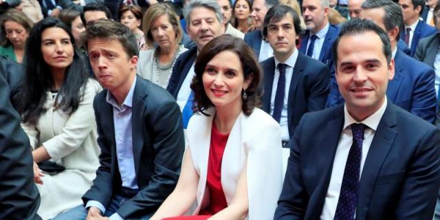 A Díaz Ayuso le gustaría gobernar sin pactar pero con buen entendimiento