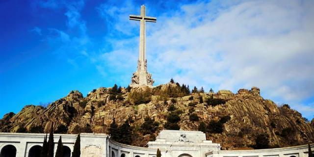 La CNT organiza una marcha al Valle de los Caídos en su 60 aniversario