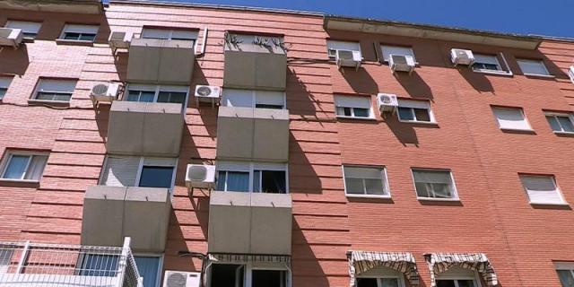 Aparece el cadáver de una mujer con signos de violencia en una casa de Parla