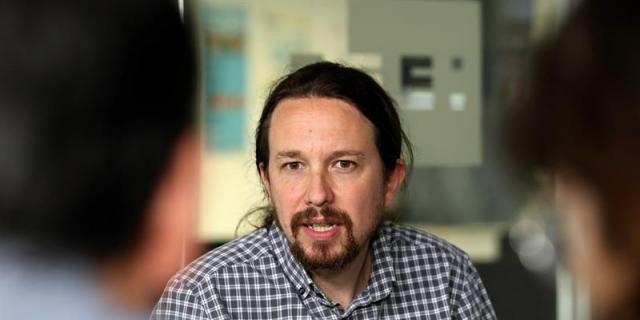 Iglesias anima a votar a Sánchez Mato porque Carmena ganará igualmente
