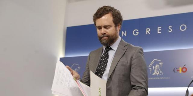 Vox niega un "diálogo de negociación" con el PP y Cs, solo "contactos informales"