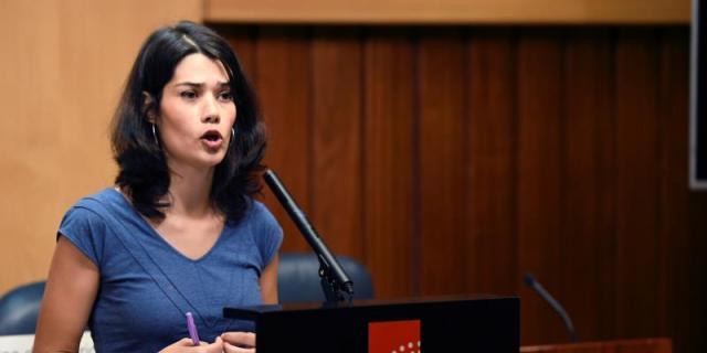 Isa Serra denuncia que Cs utiliza la Asamblea como "un cortijo privado"