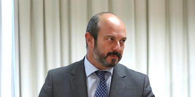 Rollán dice que Vox y Ciudadanos no están facilitando los pactos con el PP