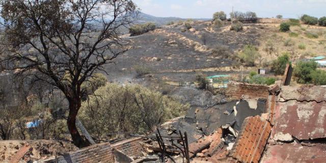Cadalso y Cenicientos piden agilizar los trámites para las ayudas del incendio