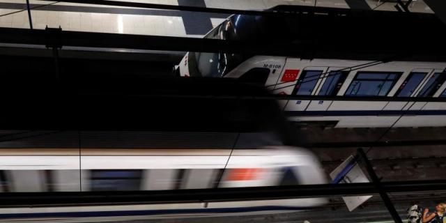 La Fiscalía denuncia a siete responsables de Metro por permitir trabajar con amianto