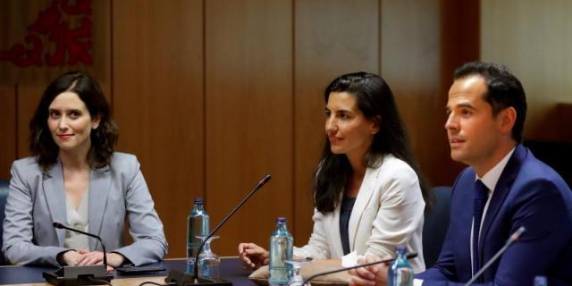Las negociaciones para la investidura de Díaz Ayuso continúan estancadas