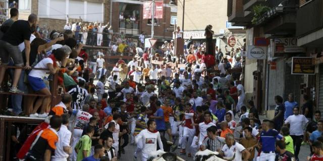 El pregón de San Sebastián de los Reyes, a cargo de los 'talanqueros' del encierro