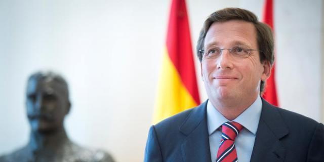 Martínez-Almeida critica a Carmena por no multar en Madrid Central por "intereses electoralistas"