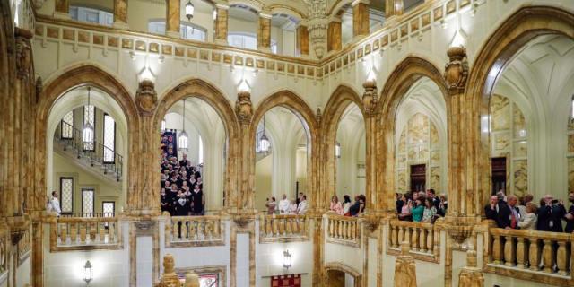 El rey abre muestra que reivindica a los héroes de la primera vuelta al mundo