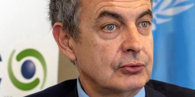 Zapatero ve la exhumación de Franco como un avance de la democracia española