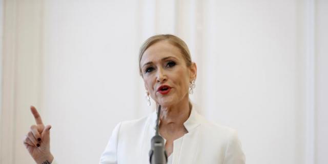 Multa a Eroski de 150.000 euros por las imágenes del supuesto hurto de Cifuentes