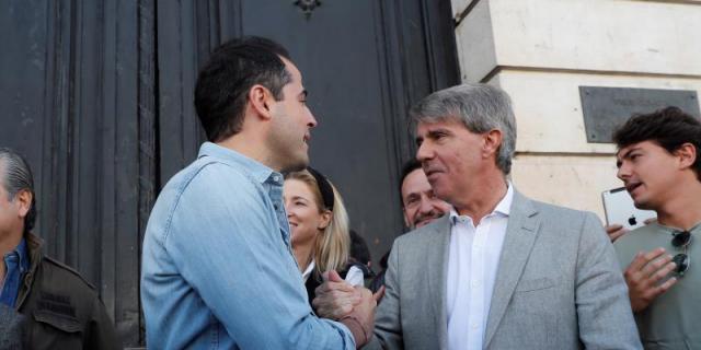 Aguado pide el voto para los que aman "más a España que a los sillones"