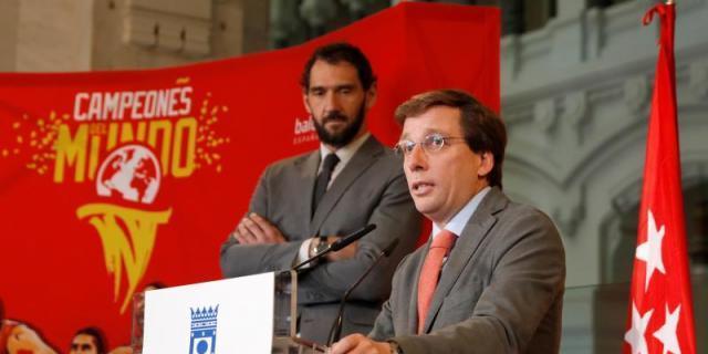 Martínez-Almeida califica la huelga de la EMT de "injustificada" y "política"