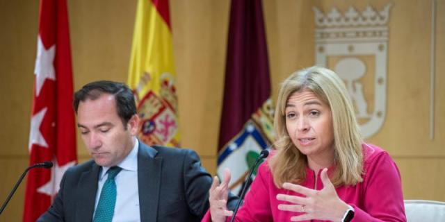 Sanz pide a la EMT desconvocar una huelga "injusta y política" para "hablar"