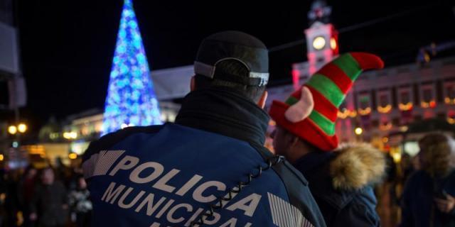 La policía prepara el dispositivo de seguridad en Sol para las 'preuvas' y las 'uvas'