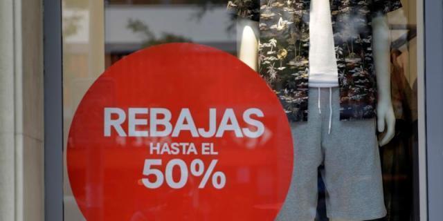 Las campaña de rebajas generará más contratos que el pasado año
