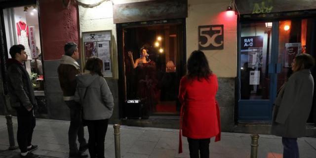 Un escaparate que saca el teatro a la calle