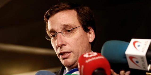 Martínez-Almeida defiende su propuesta de crear un aparcamiento subterráneo junto al Retiro