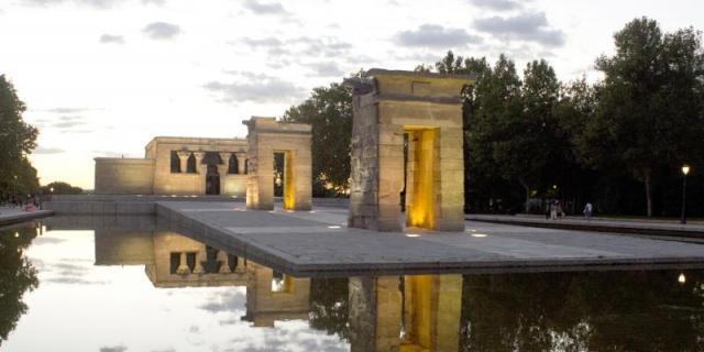 El egiptólogo Zahi Hawass exige a Madrid que cuide mejor el Templo de Debod