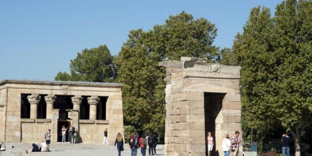 La Policía detiene a un exhibicionista en la zona del Templo de Debod
