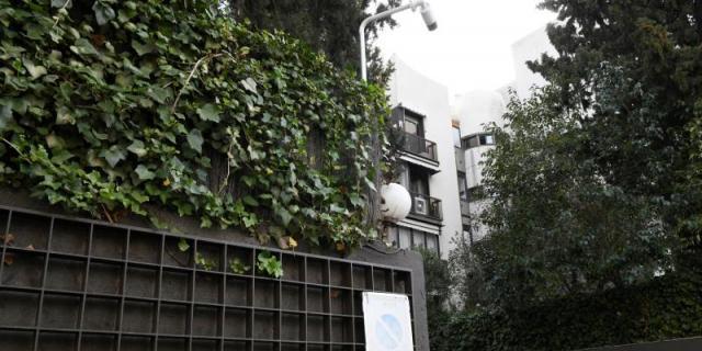 Muere una niña de 14 años al caer de una azotea en Ciudad Lineal por hacerse una foto