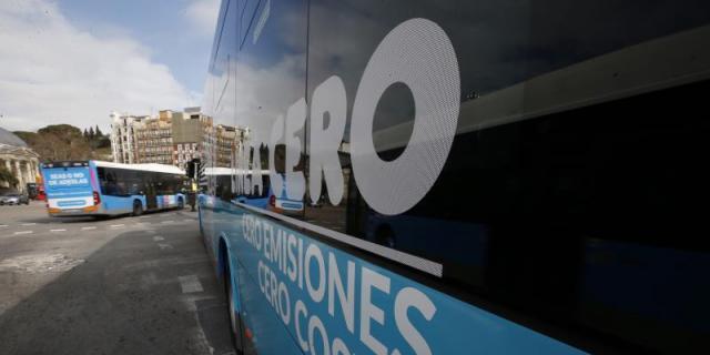 La Comunidad desinfectará todos los vehículos de transporte a diario