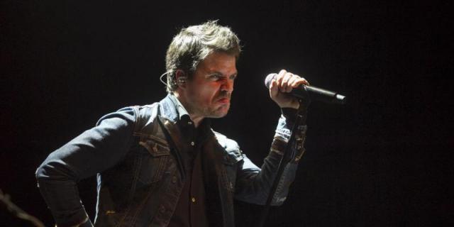 Dani Martín anuncia una colaboración con Juanes, "Los huesos"