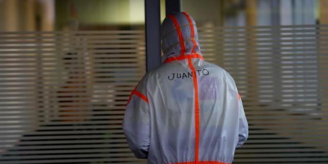 La Autoescuela Lara traslada pacientes con COVID-19 en su autobuses de prácticas