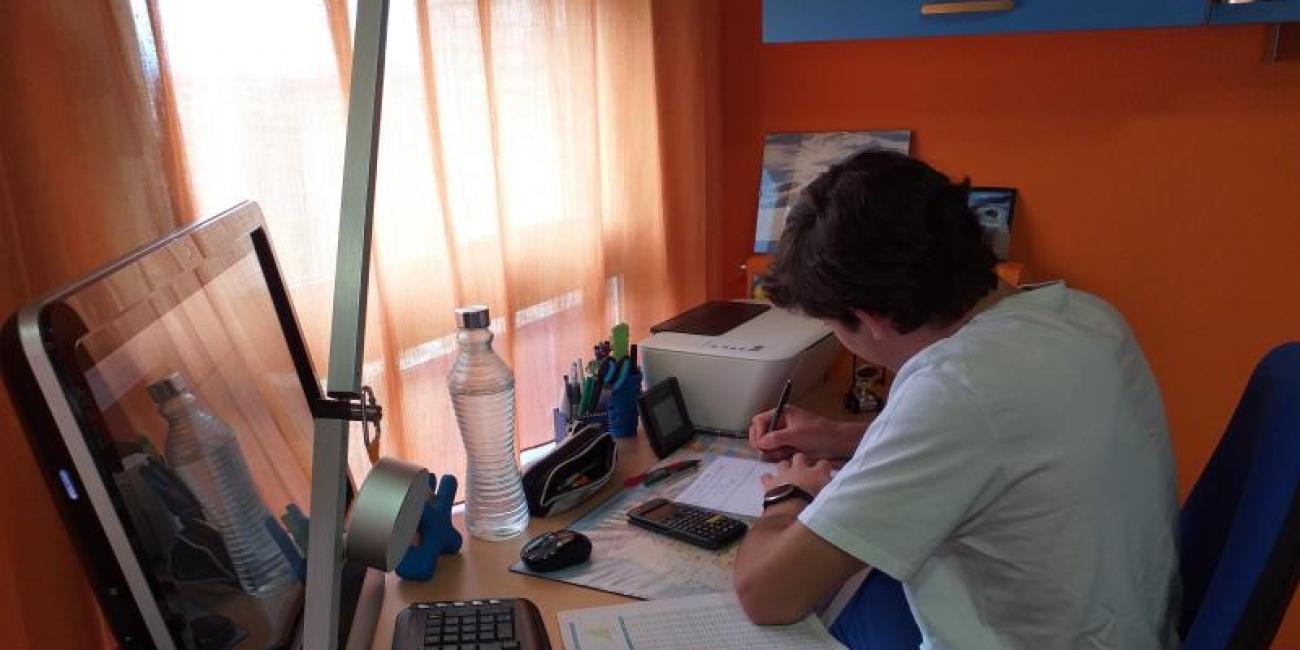 Los alumnos empiezan a matriculase para la EBAU del coronavirus