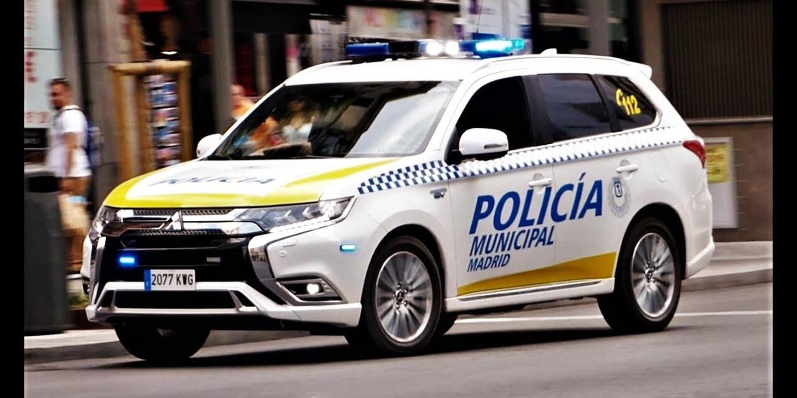 Detenidos cinco jóvenes en Puente de Vallecas por agredir a un periodista y un cámara de Telemadrid