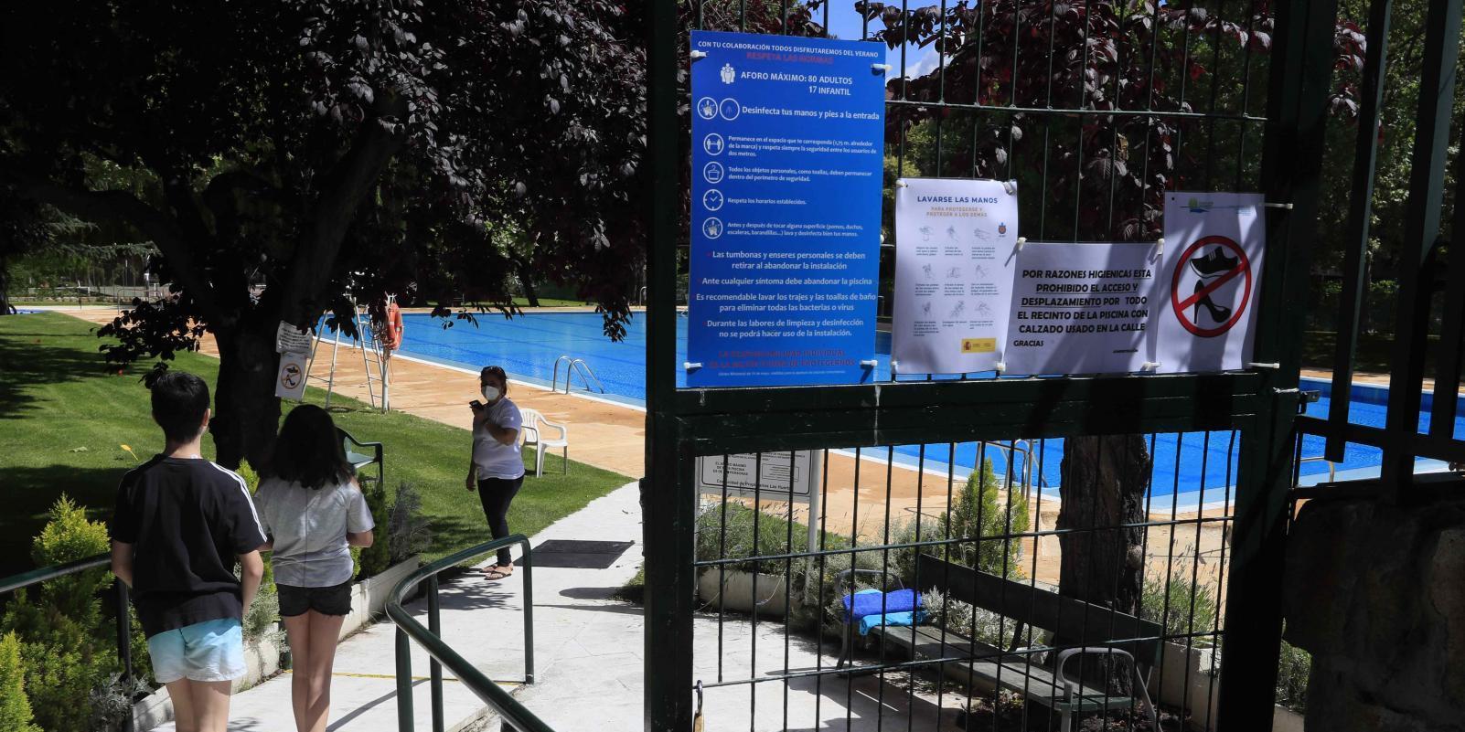 Desescalada en la región de Madrid: se abren las piscinas comunitarias con estrictos protocolos