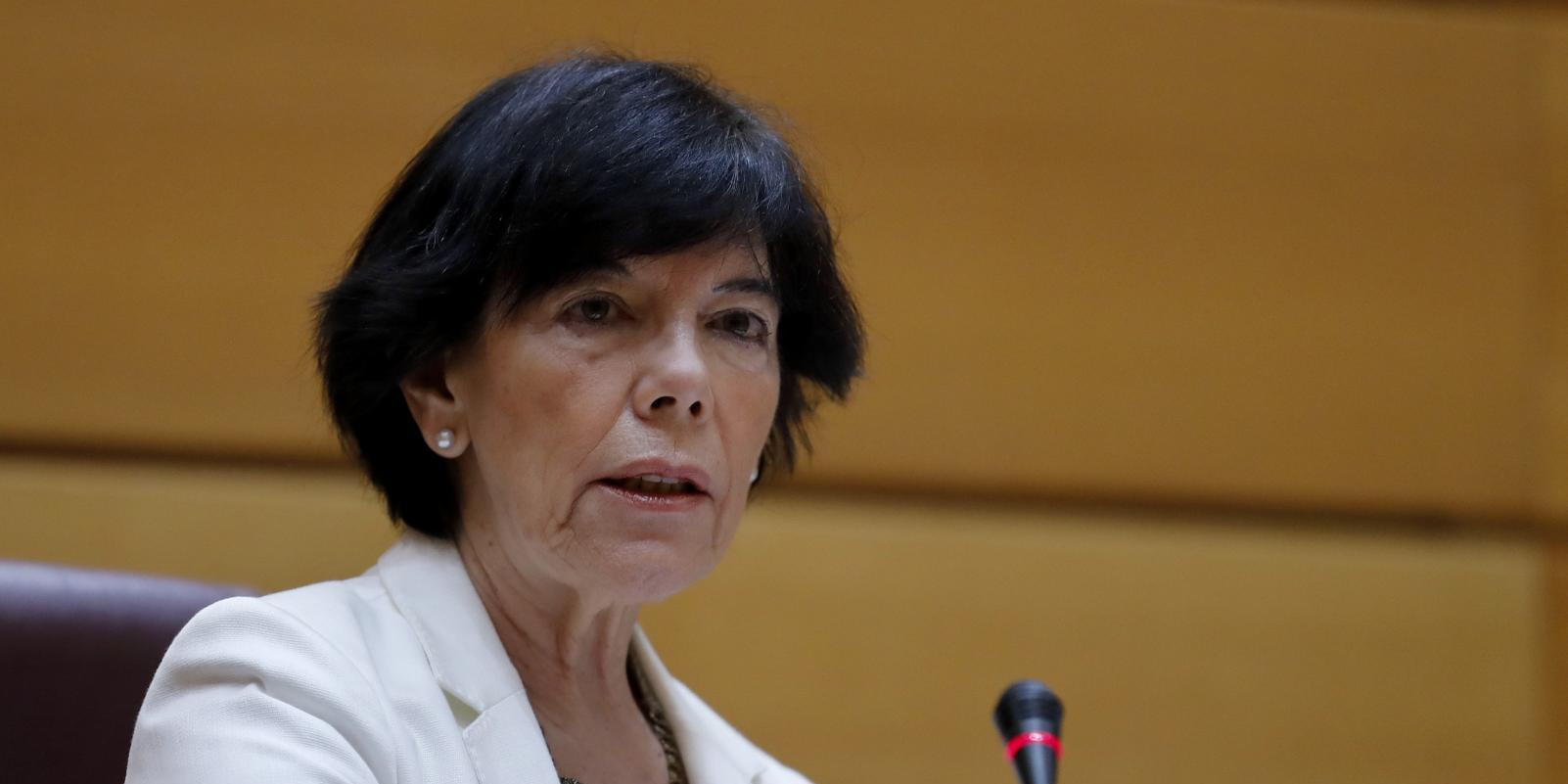La ministra Celaá anima a poner aulas al aire libre