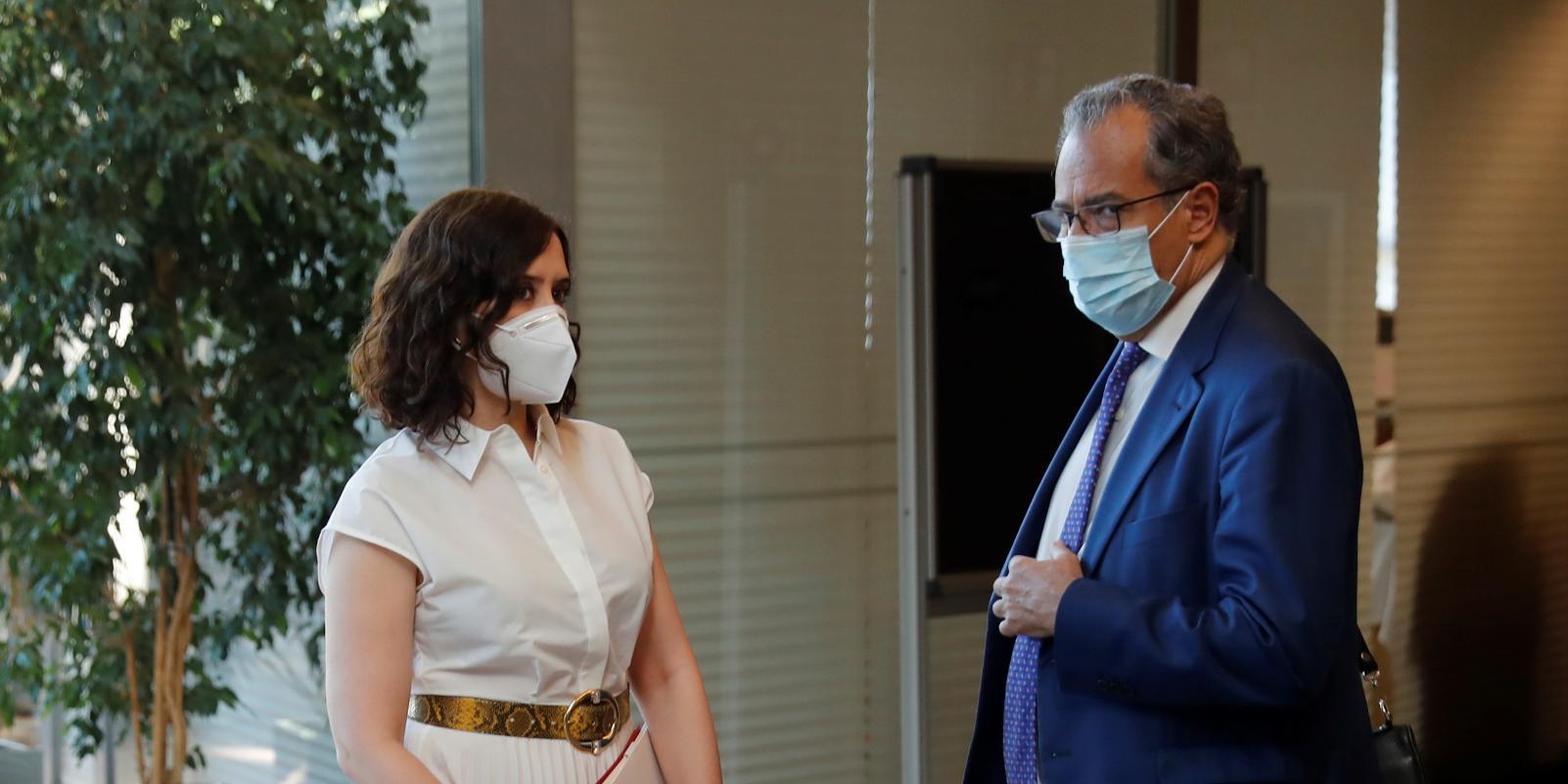 Sanidad mantiene cerrados 13 consultorios por carecer de circuitos COVID