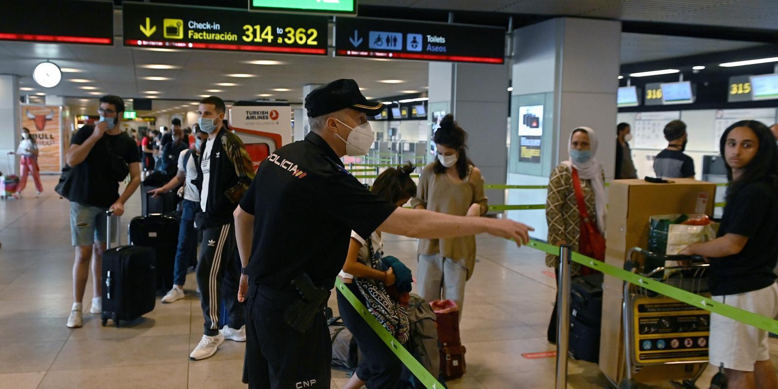 El PP urge al Gobierno a tomar medidas más eficaces en los aeropuertos